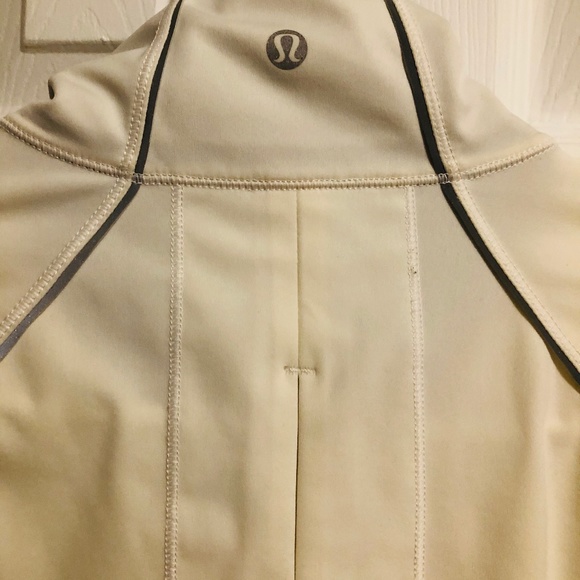Lululemon white jacket - Picture 6 of 6
